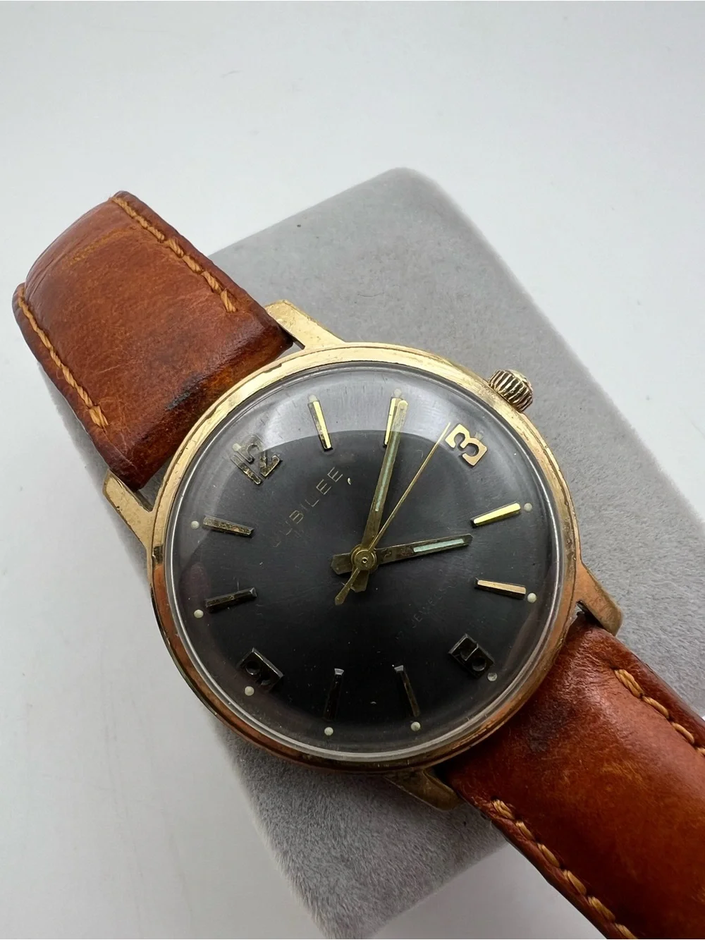 Jubilee Vintage Gold-Tone Wristwatch with Brown Leather Strap